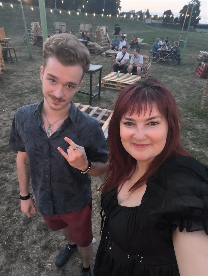 Diamond band members behind the scenes
